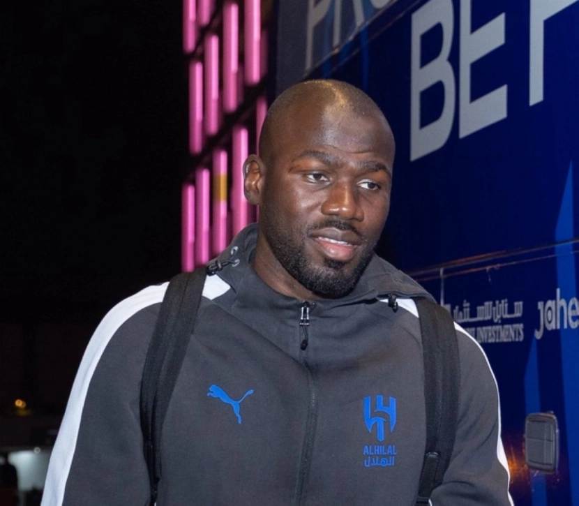 توقيف كوليبالي عن اللعب في دوري روشن ومصادر تكشف من يقف وراء القرار 