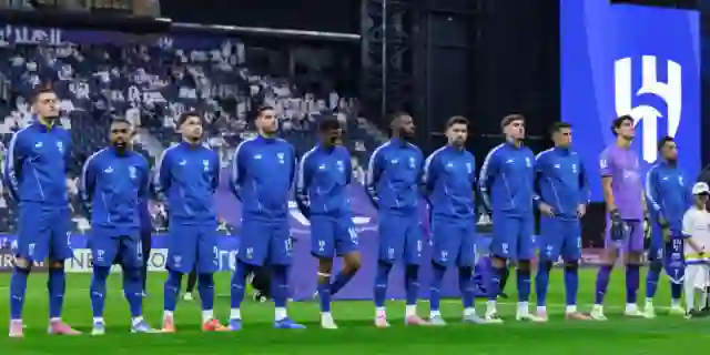 فرمان إنزاجي يجبر إدارة الهلال على تجديد عقد نجم الفريق الذي كان على وشك الرحيل 