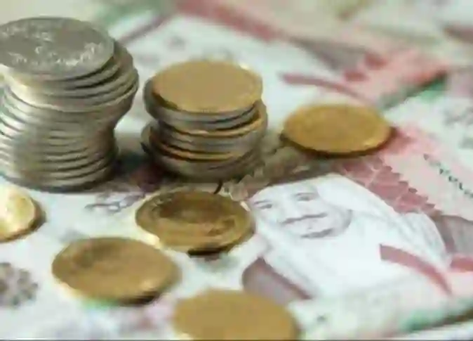 الريال السعودي يتراجع من جديد قبل قليل في البنوك مقابل الجنيه المصري